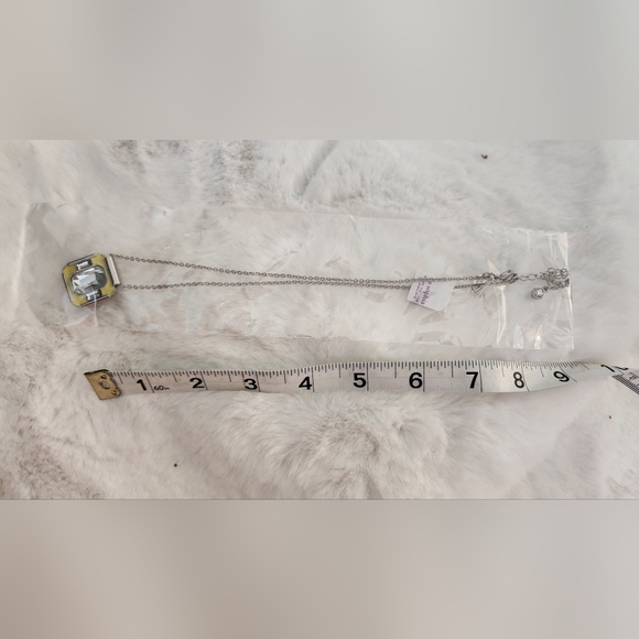 NWT Lia Sophia "Portal" yellow silver and cut crystal necklace - Picture 9 of 10